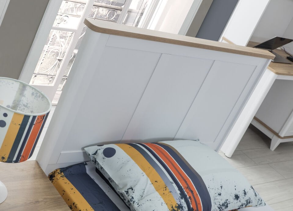 LORA 3 KAPILI DOLAP+ÇALIŞMA MASASI+100*200 KARYOLA