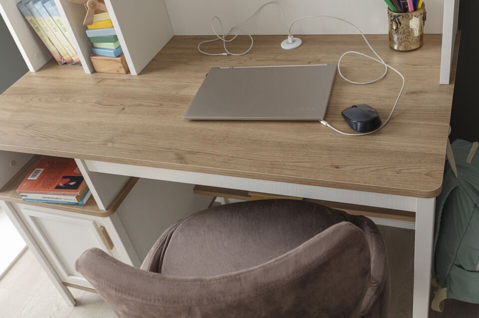 MOCHA 3 KAPILI DOLAP+ÇALIŞMA MASASI+100*200 KARYOLA