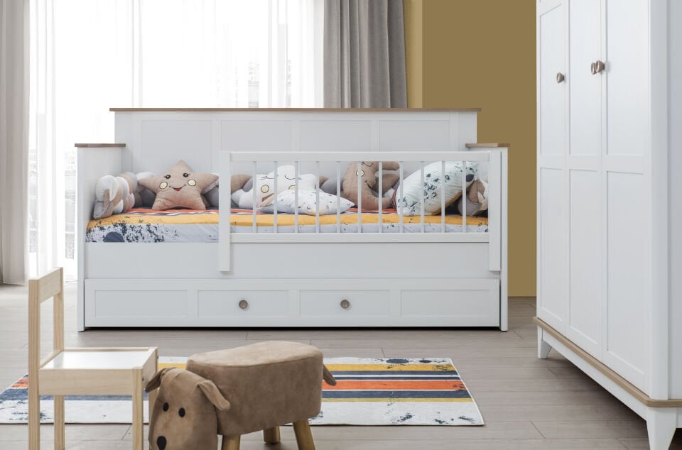 LORA 3 KAPILI DOLAP + ŞİFONYER + 90*190 MONTESSORI KARYOLA